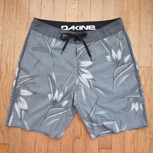DAKINE Men's 32 Kailua 20" Boardshorts Castlerock Noosa Palm, Gray